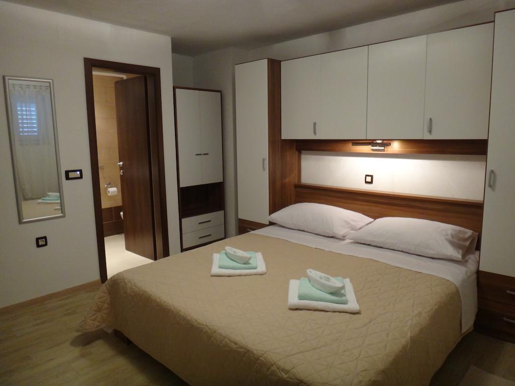 Apartments Selina Vinišće 客房 照片