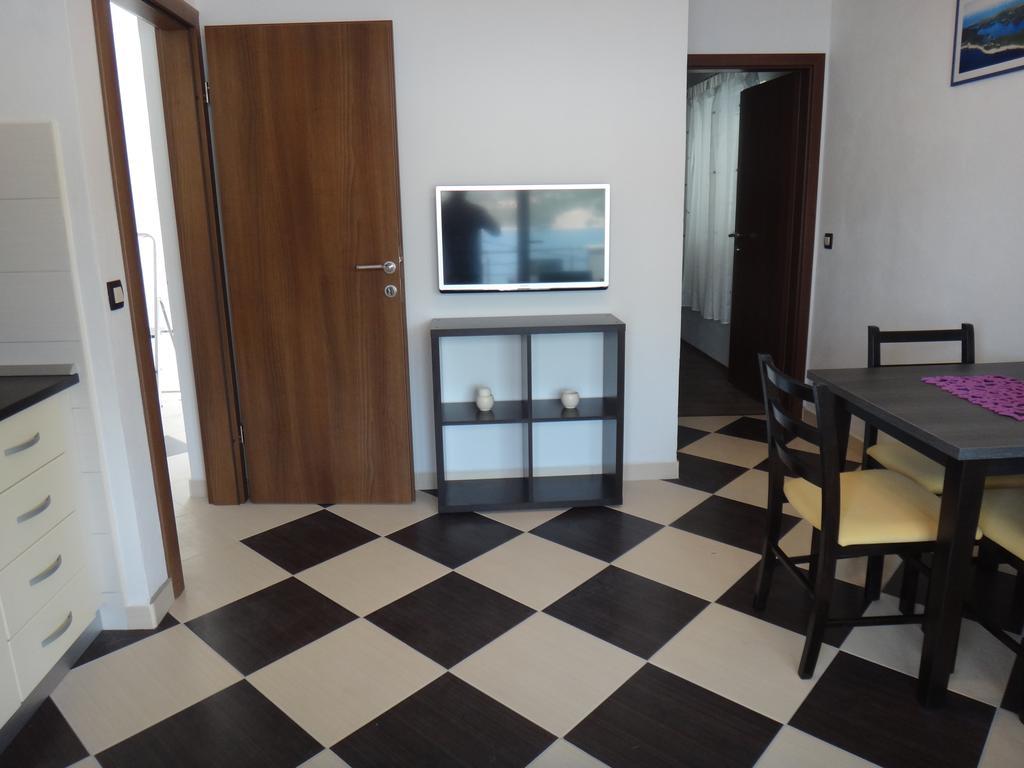 Apartments Selina Vinišće 客房 照片