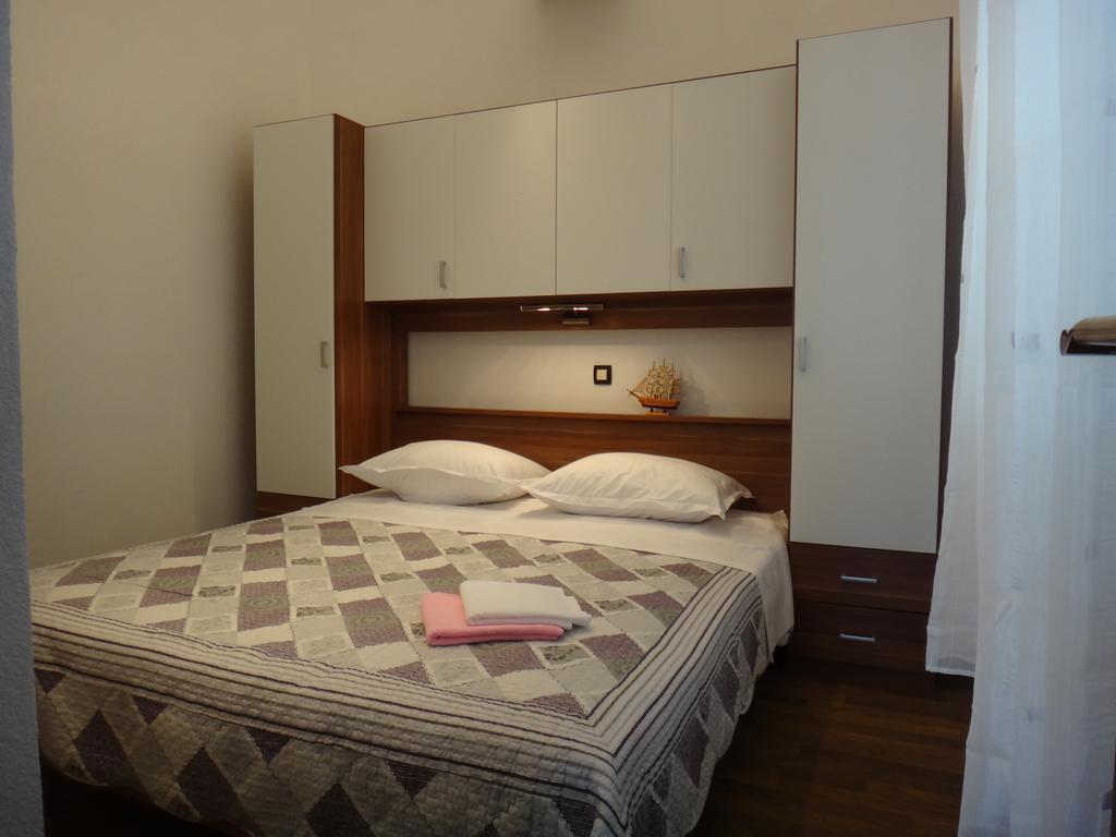 Apartments Selina Vinišće 客房 照片